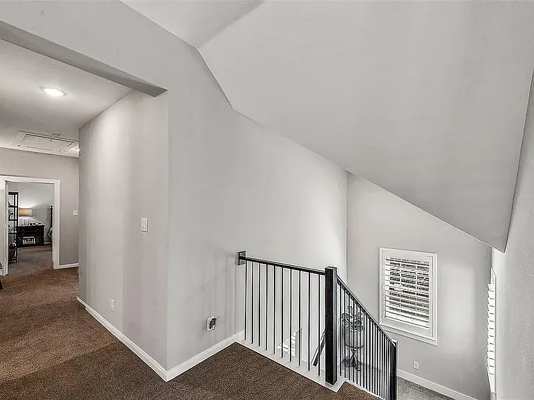 1266 Ocean Breeze Dr — Photo 19