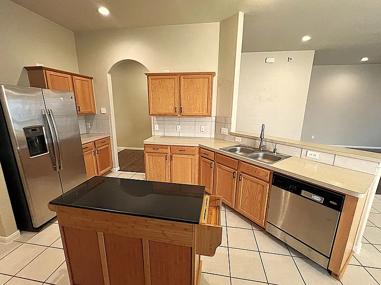 7031 Windy Run Ct — Photo 9
