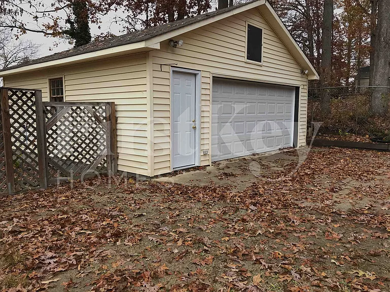 4114 Farmbrooke Dr — Photo 20