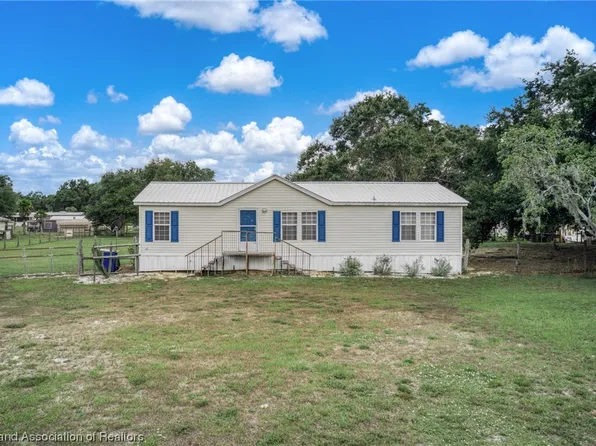 401 Fairview Ln, Lorida, FL 33857