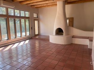 509 Calle De Valdez, Santa Fe, NM 87505