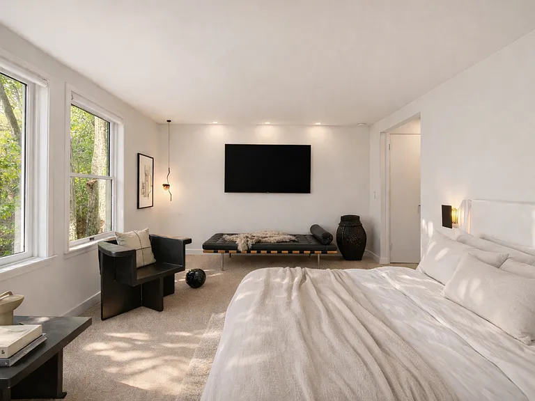 15 Lake View Ct — Photo 6