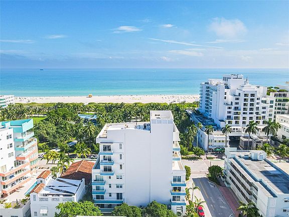 4th image of 200 Ocean Dr APT 6B