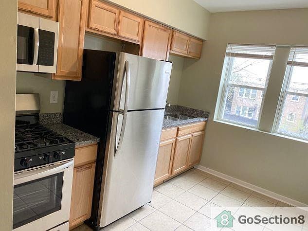 1st image of 7922 S Marshfield Ave #2