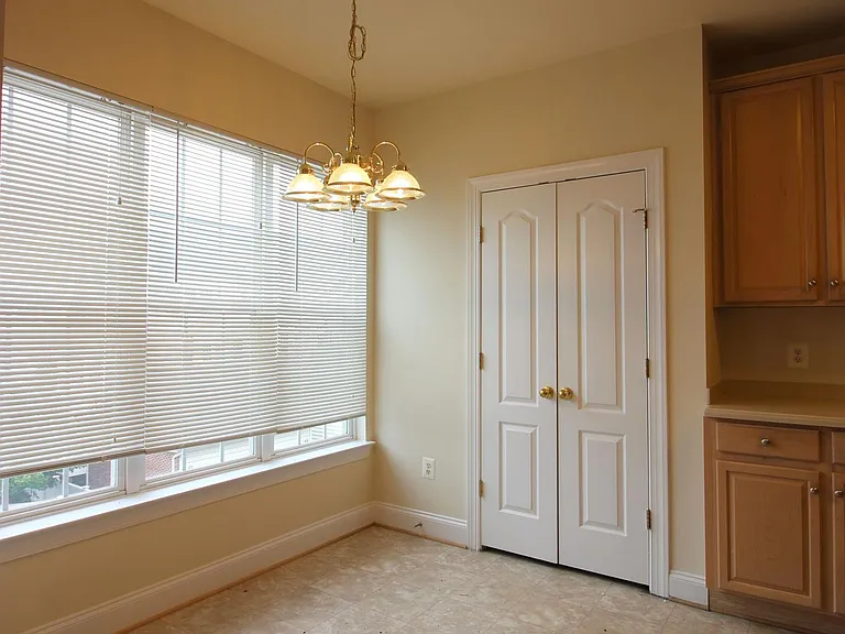 23802 Catawba Hill Dr #B — Photo 12