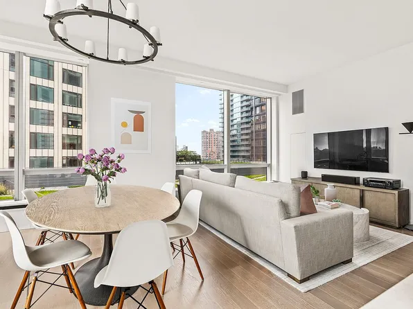 1 City Point APT 15F, Brooklyn, NY 11201