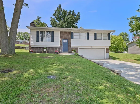801 Ruth Ave, Festus, MO 63028