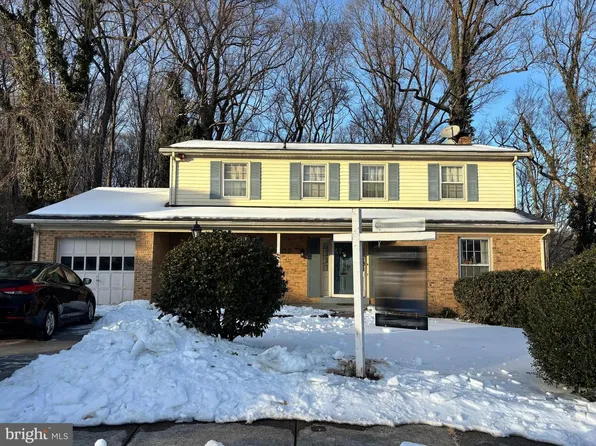 4202 Stanby Ct, Alexandria, VA 22312