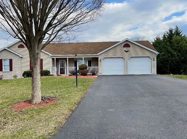 1375 Highland Dr, Danville, PA 17821
