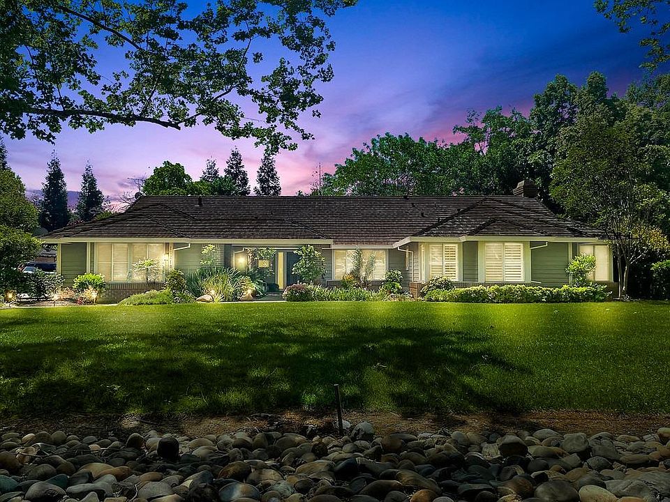 1st image of 10210 Cavalletti Dr
