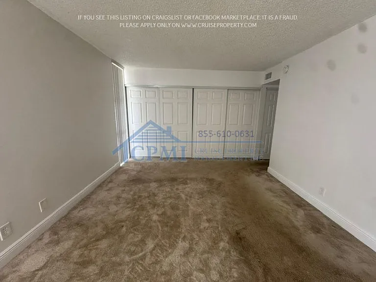 2930 Forest Hills Blvd — Photo 76