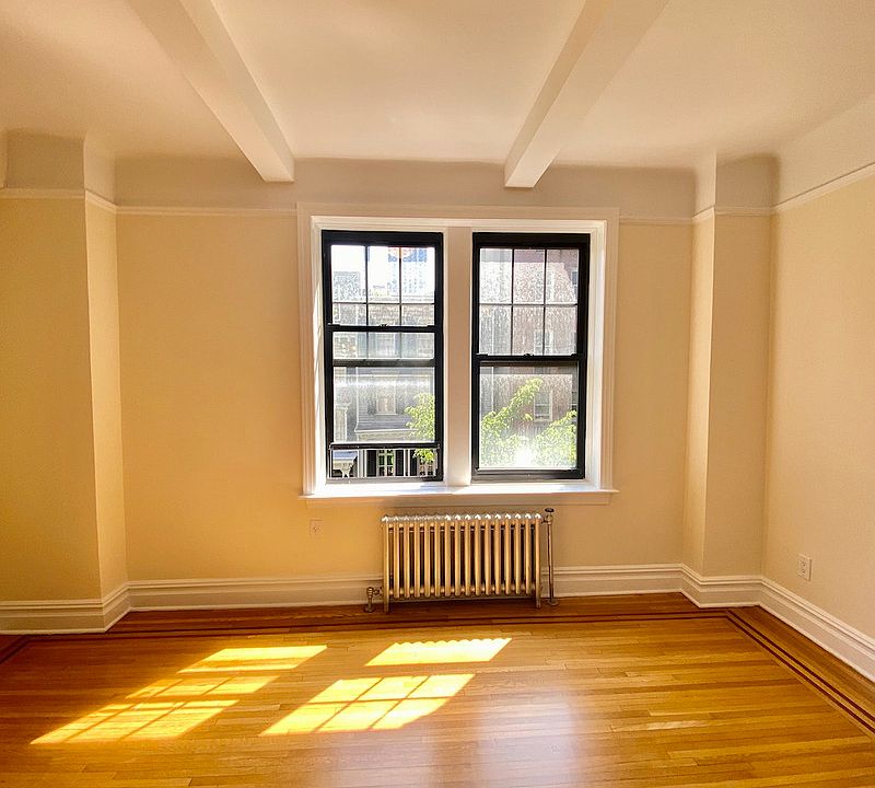 1st image of 115 E 92nd St #3B