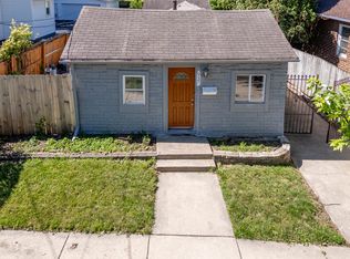 937 Kane St, Aurora, IL 60505