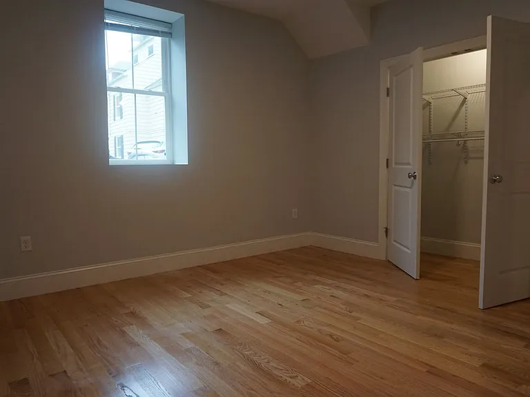 12 Murdock St #4 — Photo 6
