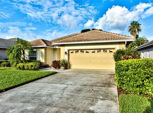 7149 Falcons Glen Blvd, Naples, FL 34113