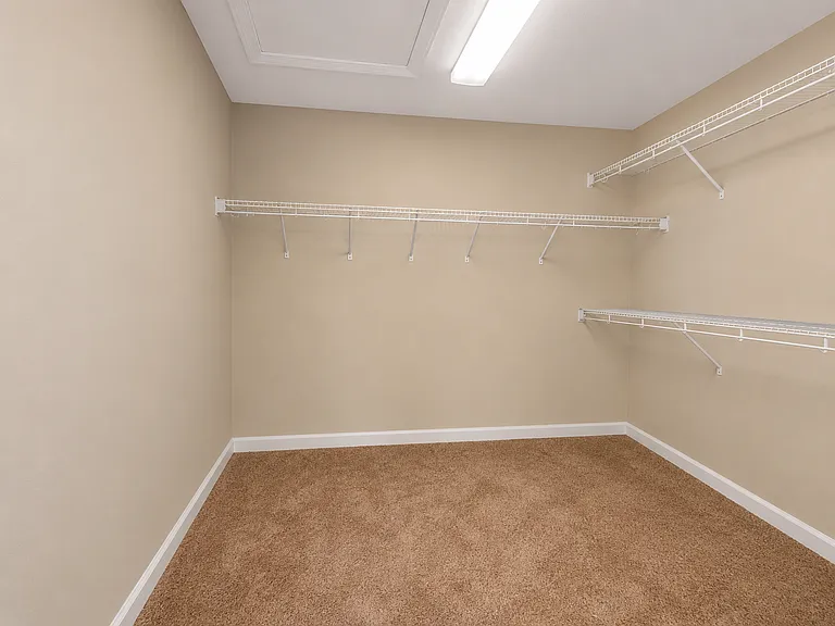157 Edgemont Ter — Photo 29