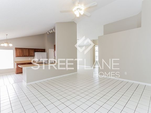 4th image of 7201 Yardley Way