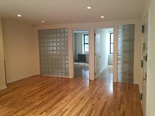 Rented by Friedman Roth Realty | media 38