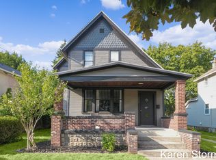 1009 2nd St NW, Grand Rapids, MI 49504