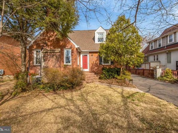 2517 N Jefferson St, Arlington, VA 22207