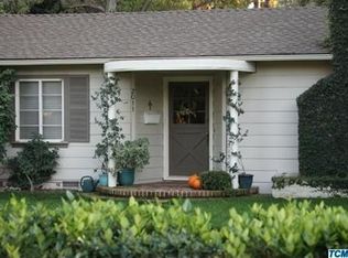 2011 W Green Acres Dr, Visalia, CA