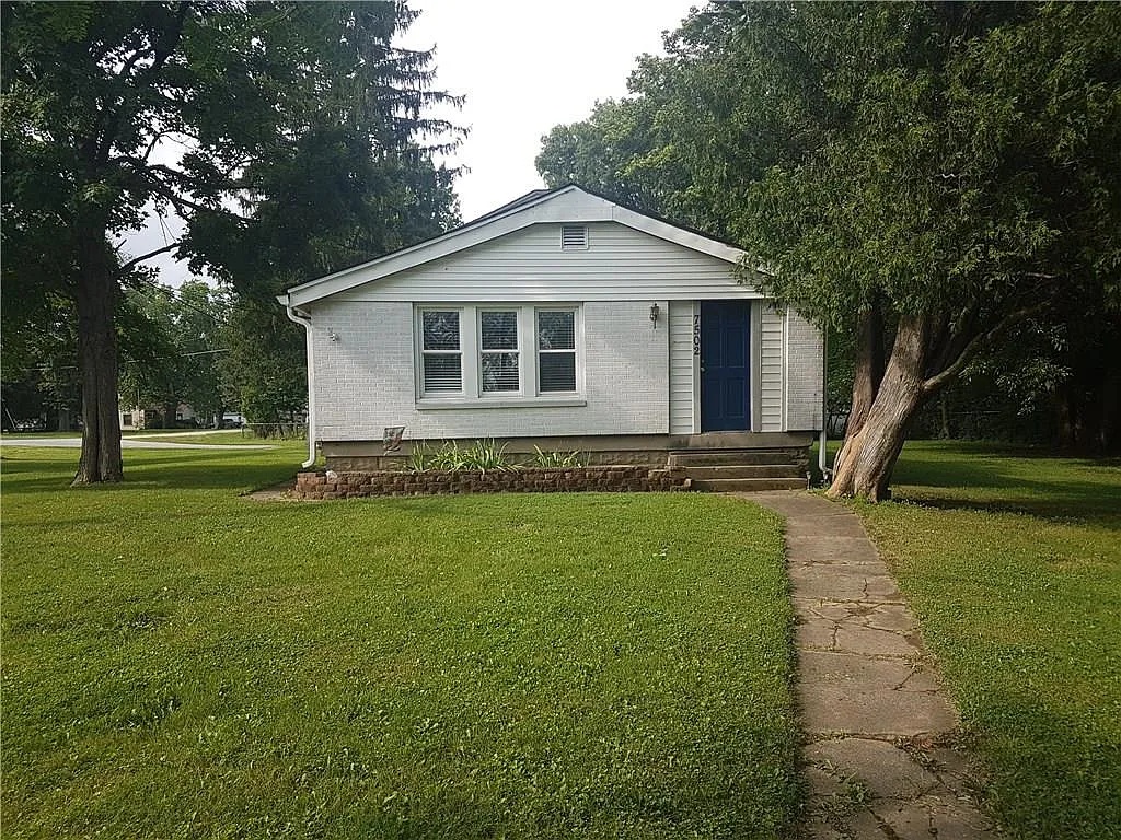 7502 Southeastern Ave photo 1