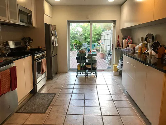 Rented by Owner | media 8