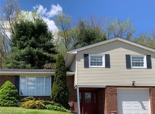 506 Ridge Ave, Toronto, OH 43964