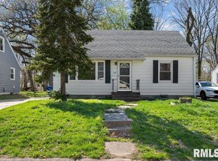 905 54th St #B, Moline, IL