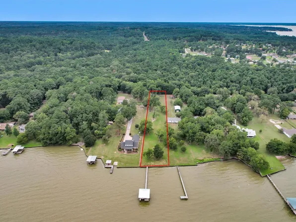 270 Johnson Rd, Coldspring, TX 77331