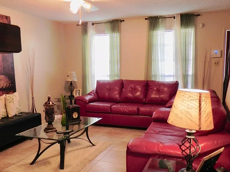 2817 Toulon Dr — Photo 5
