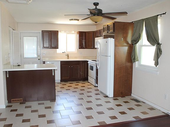 Kitchen/dining