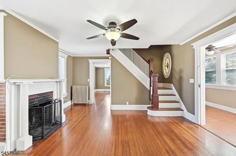 3 bed, 1.5 bath, $2,700 — Photo 3