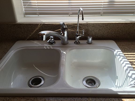 Kitchen sink & water filter