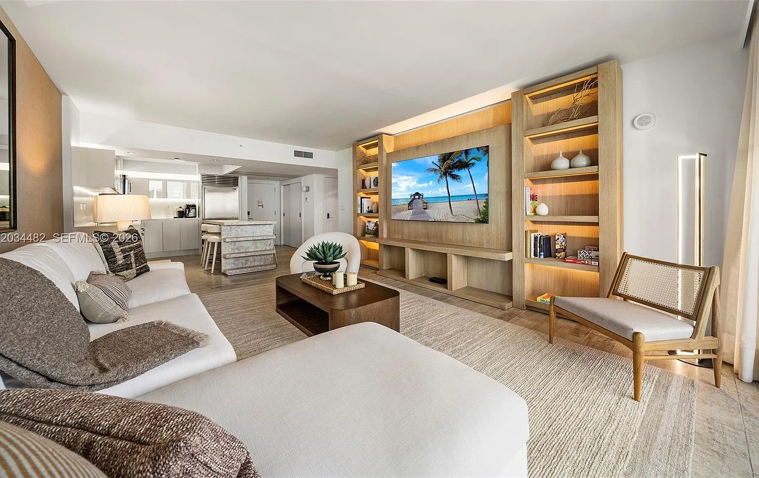 2399 Collins Avenue — Photo 4