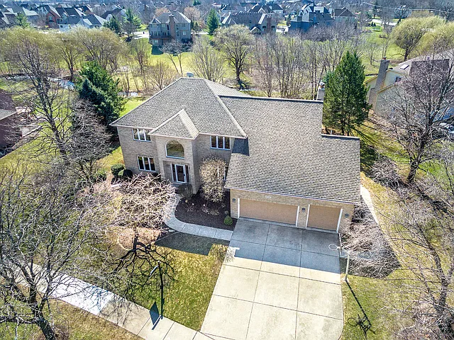4347 Camelot Cir photo 1