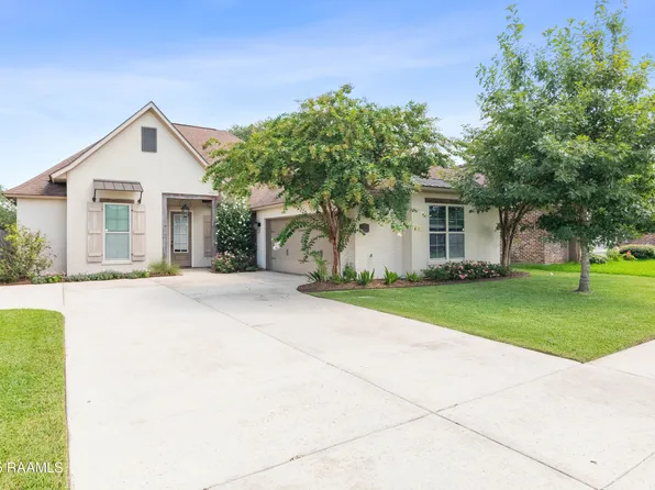 108 Cabot Ct, Youngsville, LA 70592