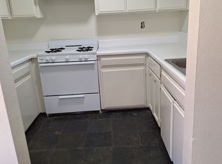 430 W 8th St #19, San Pedro, CA 90731
