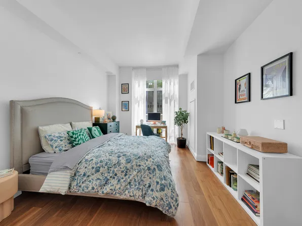 555 West 59th Street TH3C image 7 of 8