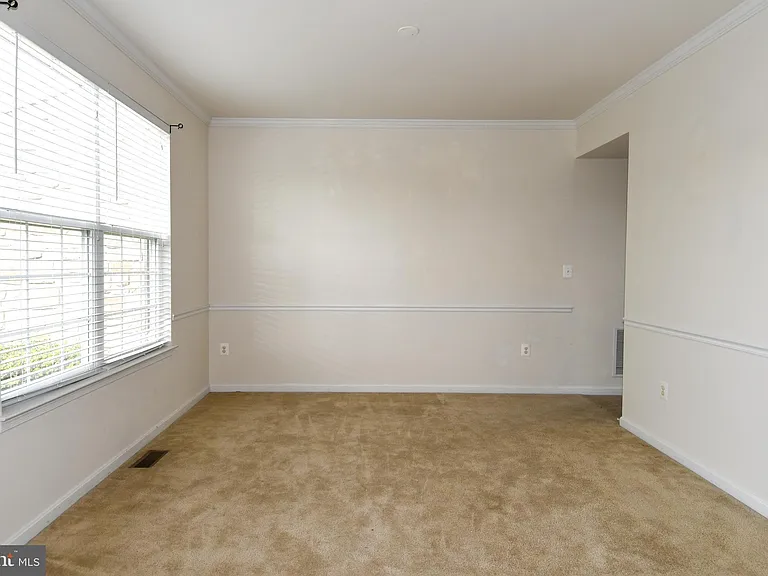 3082 American Eagle Blvd — Photo 9