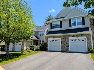 36 Scarlet Oak Dr, Princeton, NJ 08540