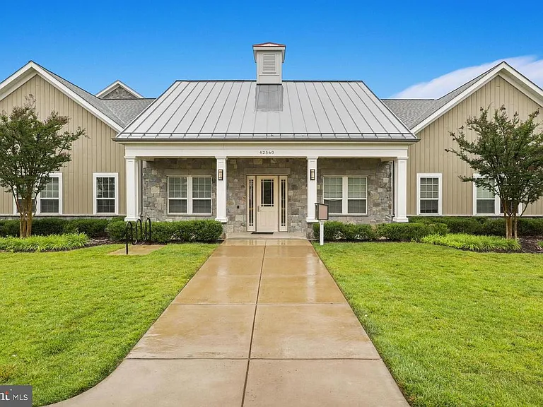 24745 Monk Meadows Ter — Photo 5