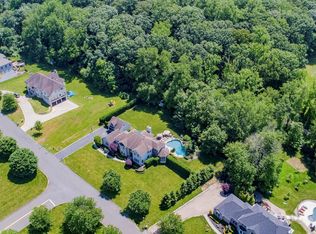 811 Turquoise Trl, Morganville, NJ 07751