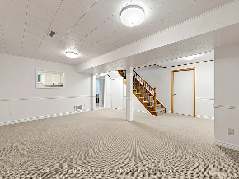 1 Briarwood Rd — Photo 41