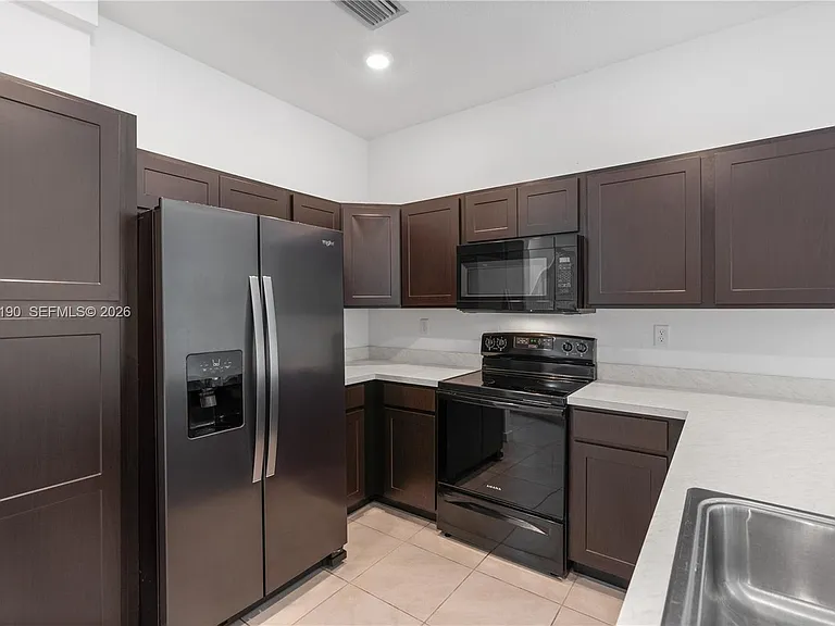 1385 NW 208th Ter #1385 — Photo 15