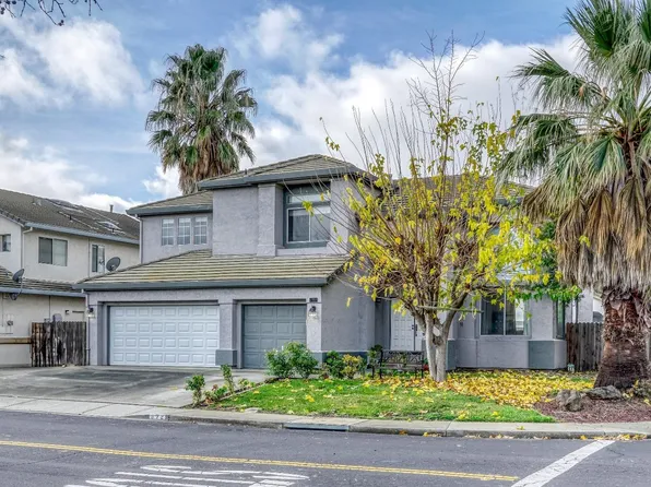 672 Fox Hollow Way, Vacaville, CA 95687