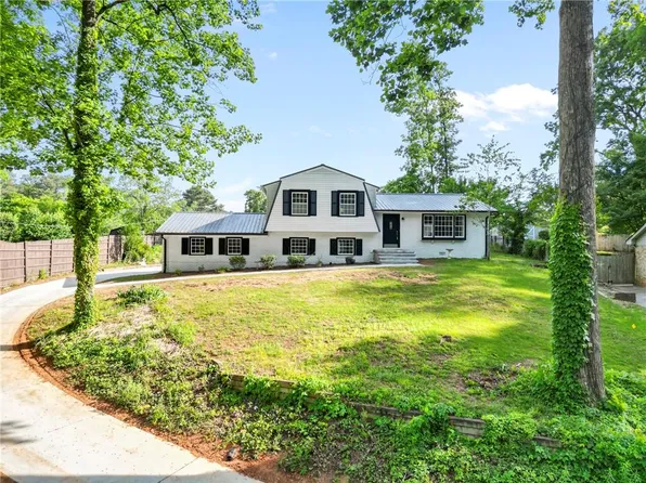 2789 Cottonwood Dr, Marietta, GA 30066