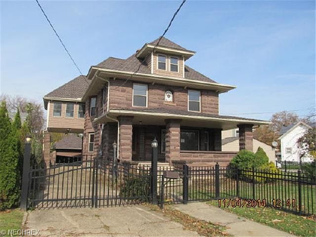 1st image of 2124 W Erie Ave