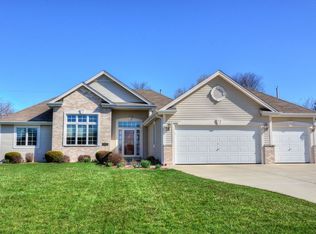4932 W Berkshire Dr, Franklin, WI 53132