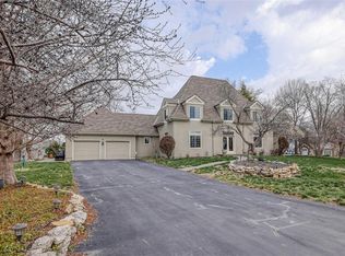 1204 NE Moss Point Rd, Lees Summit, MO 64064